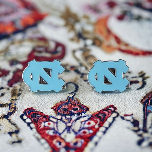 NORTH CAROLINA TAR HEELS TEAM POST STUD EARRINGS